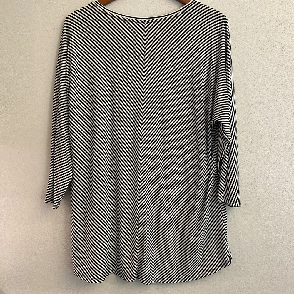 Chico's Striped Top Womens Chico Size 2 Longline 3/4 Sleeve WHITE Black - Picture 11 of 11